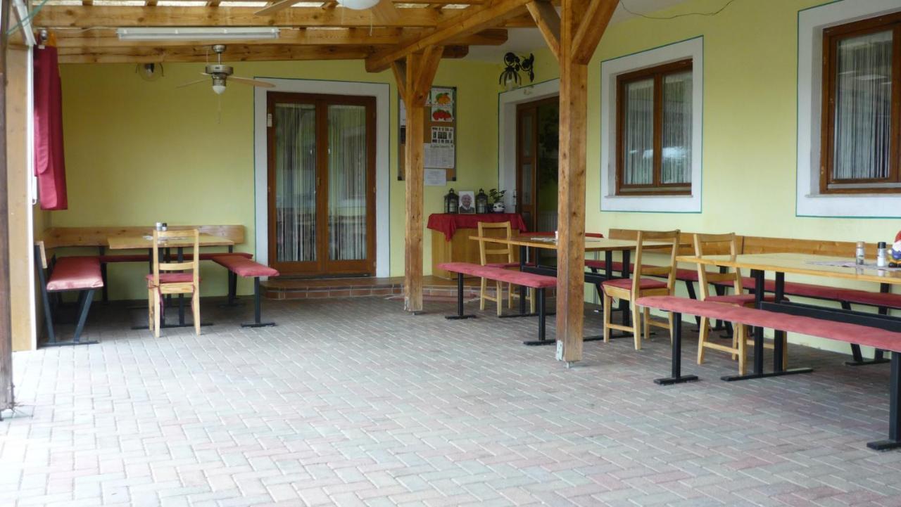 Gastehaus Raab Apartment Albrechtshohe ภายนอก รูปภาพ